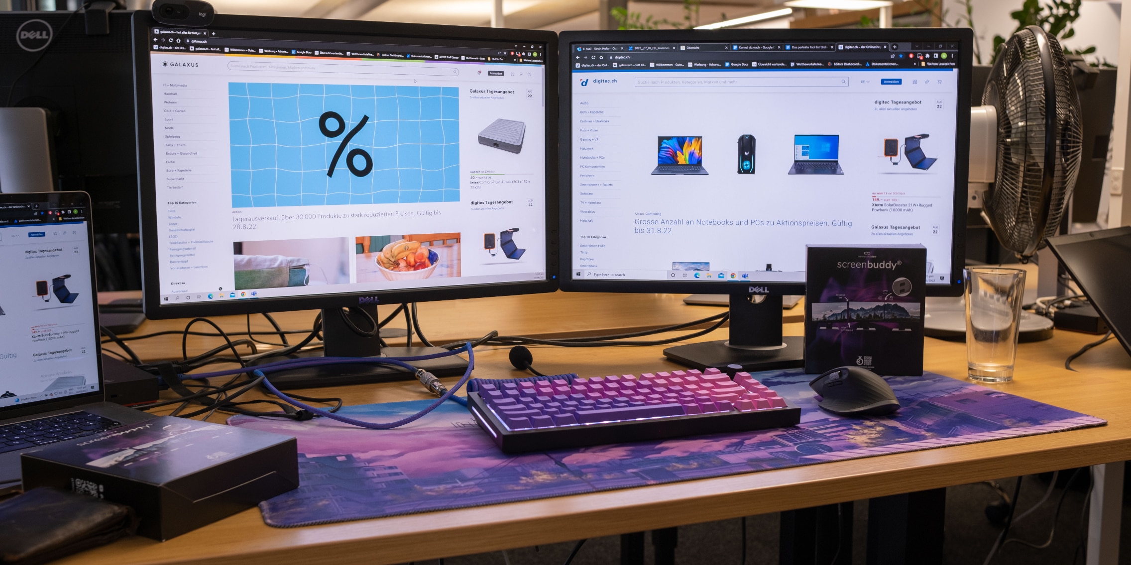 Stop your monitors from slipping with the ConnectedView