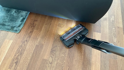 Die LED-Beleuchtung macht beim Saugen tatsächlich den Unterschied aus.