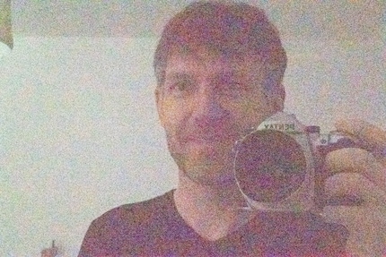 1 600 000 ISO (!): I can adjust it, but it’s not usable.