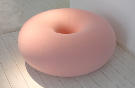 Der Boa-Hocker von Sabine Marcelis für Hem.