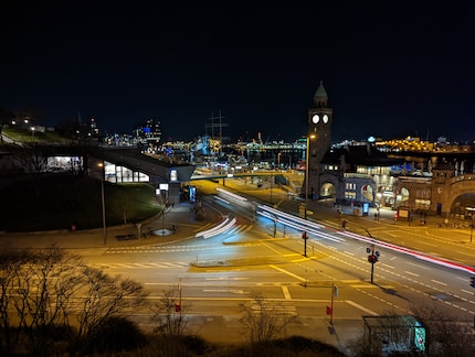 Handheld long exposure.