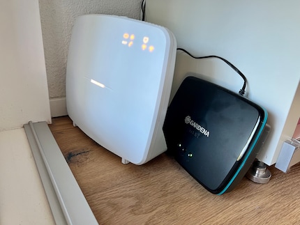 Das Gardena-Gateway steht vorläufig einmal beim Internet-Router.