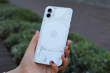 An as yet unique rear view, even without illuminated LEDs.