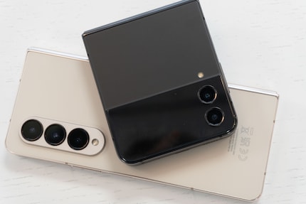 The little and the big sister of Samsung's folding family.