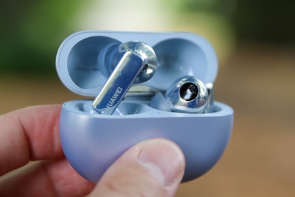 Huawei Freebuds Pro 2 und ihr Ladecase.