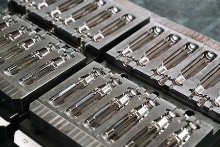 These templates are used to cast the handles of the classic screwdriver.