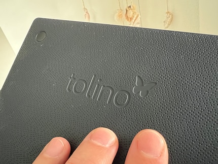 The back of the Vision 6 has a comfortable grip.