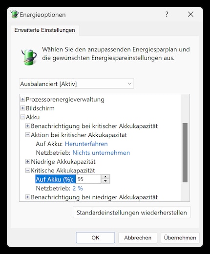 Een UPS configureren met Windows onboard tools is mogelijk. Als je echter wilt profiteren van extra opties en informatie, kun je beter de software van de fabrikant gebruiken.