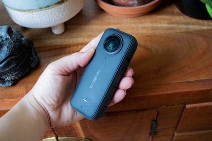 The Insta360 X3 is light and handy - promising for holidays.