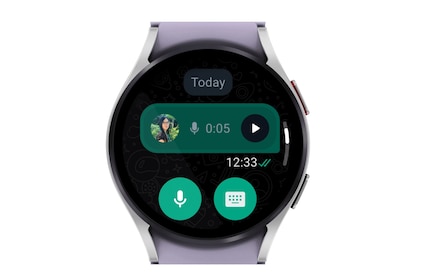 Whatsapp on the Samsung Galaxy Watch 5.