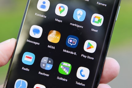 Google-Apps, etwas Bloatware und keine Moto-Apps.