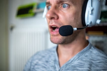 De Razer Blackshark V2 Pro is ideaal voor het luisteren naar muziek en het spelen van videogames. De geluidskwaliteit helpt je tegenstanders uit te roken.