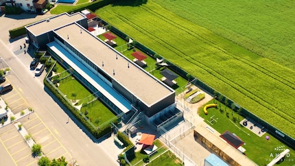 A bird’s eye view of Tierhotel 5 Stern.