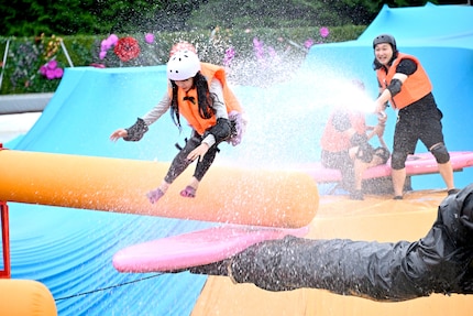 Beach Boys & Girls is een spel dat veel weg heeft van een jump 'n' run videospel.