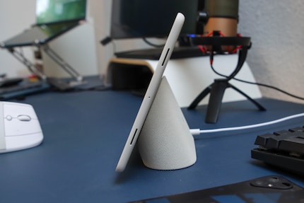The two speakers clearly visible on the side of the Pixel Tablet.