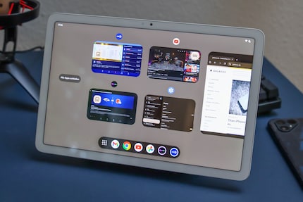 Multitasking on Android 14.