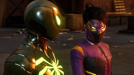 Spider-Man aan het werk om samen met Wraith een sekte te verslaan.