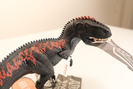 Dieser Tattoo Artist war das Geld definitiv nicht wert, lieber Giganotosaurus.