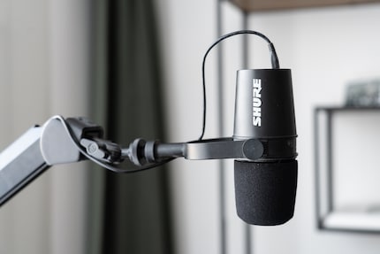 The Shure MV7 has an XLR and a USB port. Unfortunately, the micro jack is wearing out.