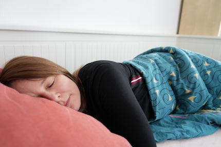Een plekje is snel gevonden: Het logeerbed in mijn werkkamer maakt het me gemakkelijk om snel te kruipen.