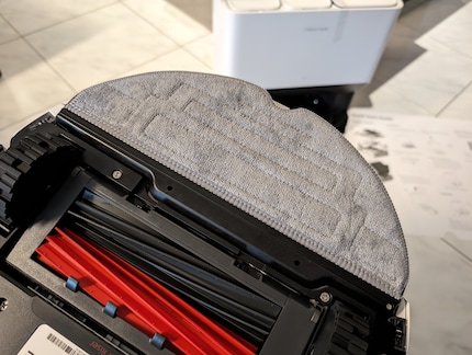 De Roborock heeft een mop voor grote oppervlakken die trilt.