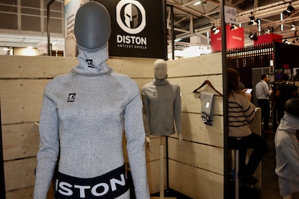 Stretchy, functionele kleding met anti-snij eigenschappen.