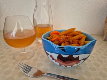 Mal schauen, ob die KI mein schiefes Bild dafür geradebiegen kann …