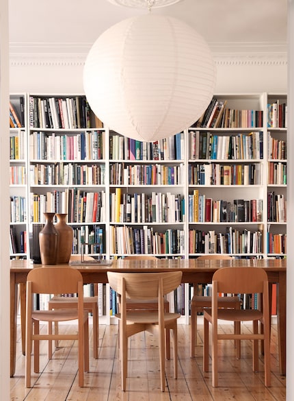De thuisbibliotheek moet verzorgd zijn en er gezellig uitzien.