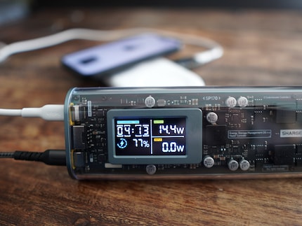Das iPhone lädt mit knapp 15 Watt drahtlos – manchmal.