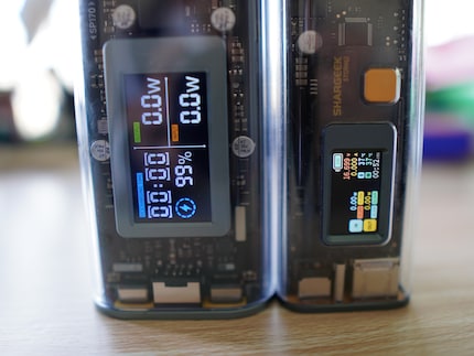 The screen of the new model (left) is much easier to read than that of its predecessor.