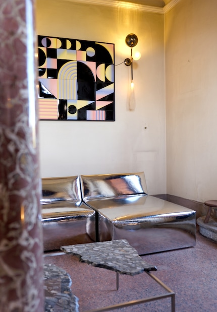 «Porto» sofa from Project 213a | faux leather in metallic look