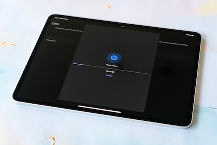 Geekbench 6 ermöglicht den Leistungsvergleich über verschiedene Betriebssysteme hinweg. Die Ergebnisse in diesem Artikel stammen aus dem M4 iPad Pro (im Bild), dem M3 MacBook Air und dem M2 iPad Air.