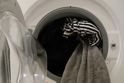Als de wasmachine overbelast is, heeft dit een langdurig effect.