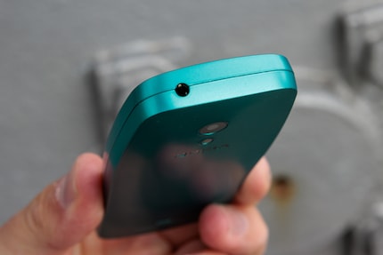 Koptelefoon aansluiten via kabel of Bluetooth? Beide is mogelijk met de Nokia 3210.