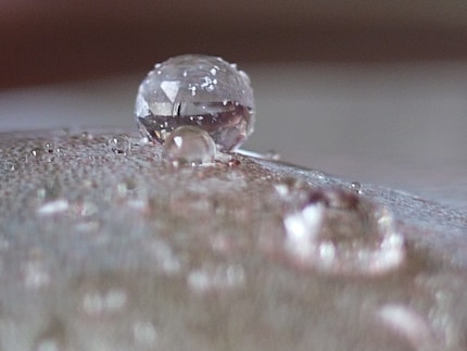 Here's the huge-looking drop of water.