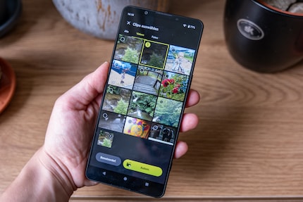 In the Video Creator app from Sony, I quickly create a video with music from my recordings.