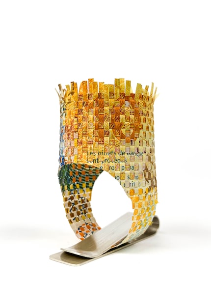 First destroyed, then reassembled: a ring made from a 10-franc note.