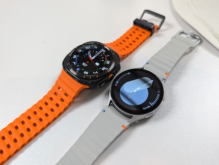 Het scherm van de Ultra en Watch7 is even groot, beide 44 millimeter.