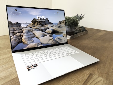 Naast de nieuwe AMD-chip heeft de Asus Zenbook S 16 een groot 3K OLED-scherm in 16:10-formaat en veel poorten.