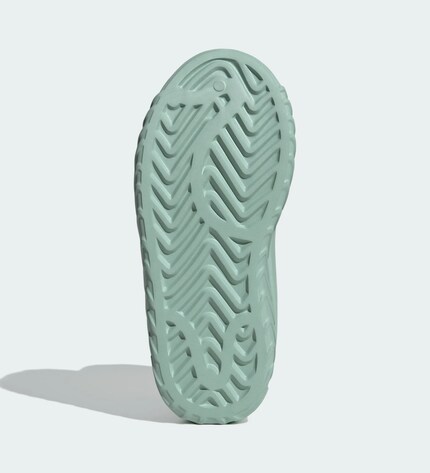 Der Schuh hat ein anständiges Profil.