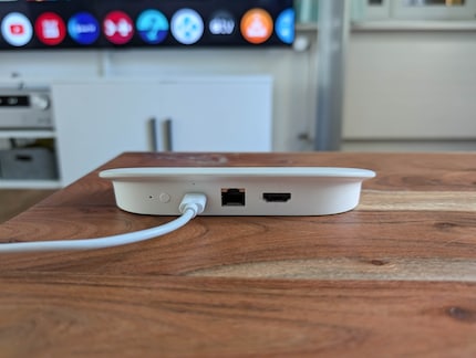 There are three connections on the back of Google Streamer, and a button to make the remote control beep.