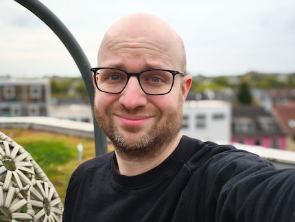 50 Millimeter sind eine übliche Brennweite für Porträtfotos.
