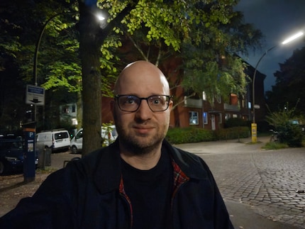 Selfie im Nachtmodus.