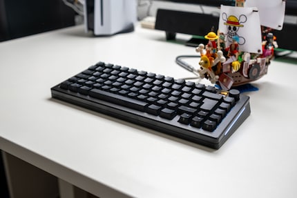 De ingebouwde magnetische schakelaars zijn ontworpen om je een voordeel te geven in games.