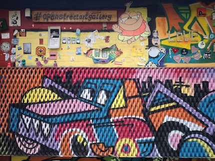 Natürliche Farbwiedergabe und hohe Detailgenauigkeit.