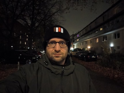 Die Automatik übernimmt die Lichtstimmung der Straßenbeleuchtung.
