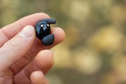 De oordopjes zijn klein en de siliconen dopjes zijn kort.