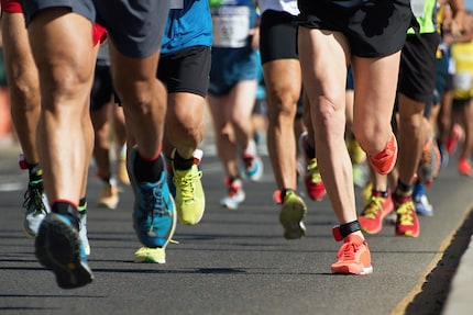 Schrijf je in voor een fun run als dat je motiveert. Of stel jezelf een ander specifiek doel - het liefst meerdere tegelijk.