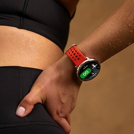 Het horloge kan hardlopen en meer dan 160 andere sporten bijhouden.
