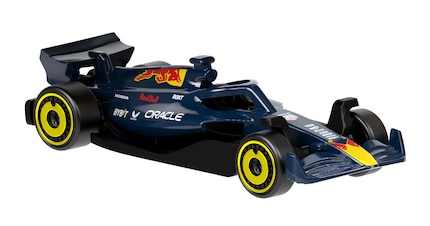 The basic version of the vehicles focuses less on details and is designed to be played with rather than collected.